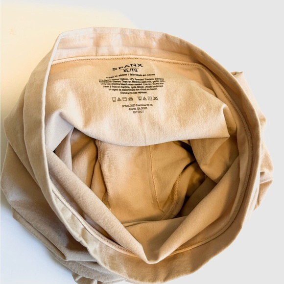 SPANX Women's S Power Shaping Seamless Control Shorts Soft Nude - Picture 4 of 6